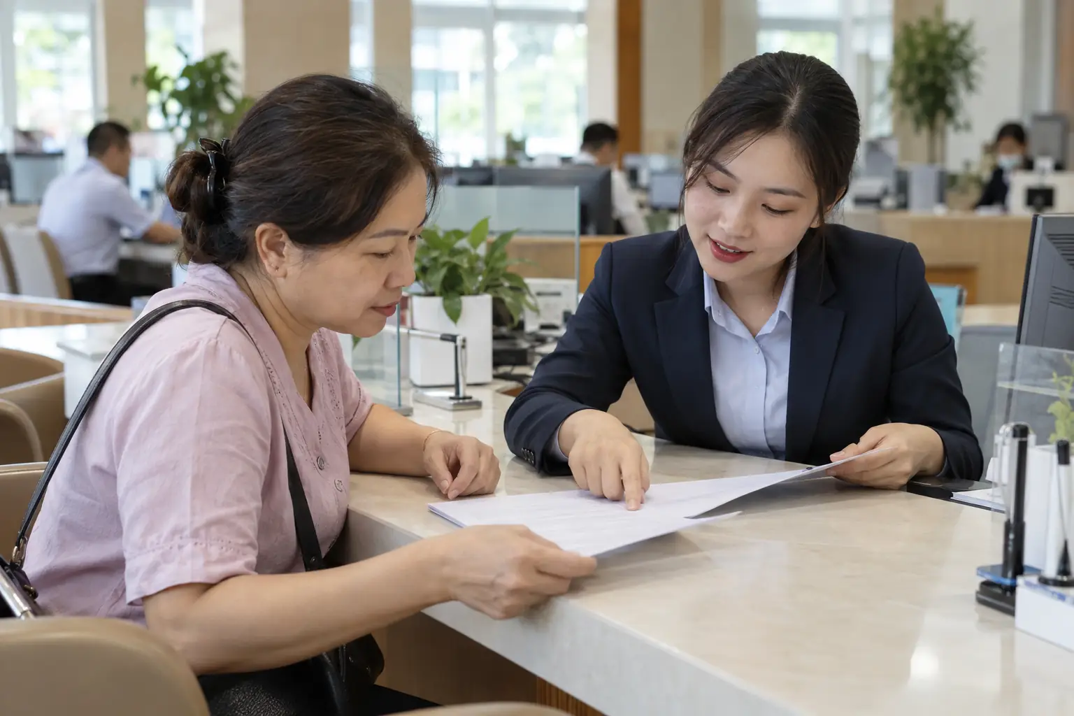 Tra cứu lãi suất tiền gửi: cần xem cả điều kiện rút gốc