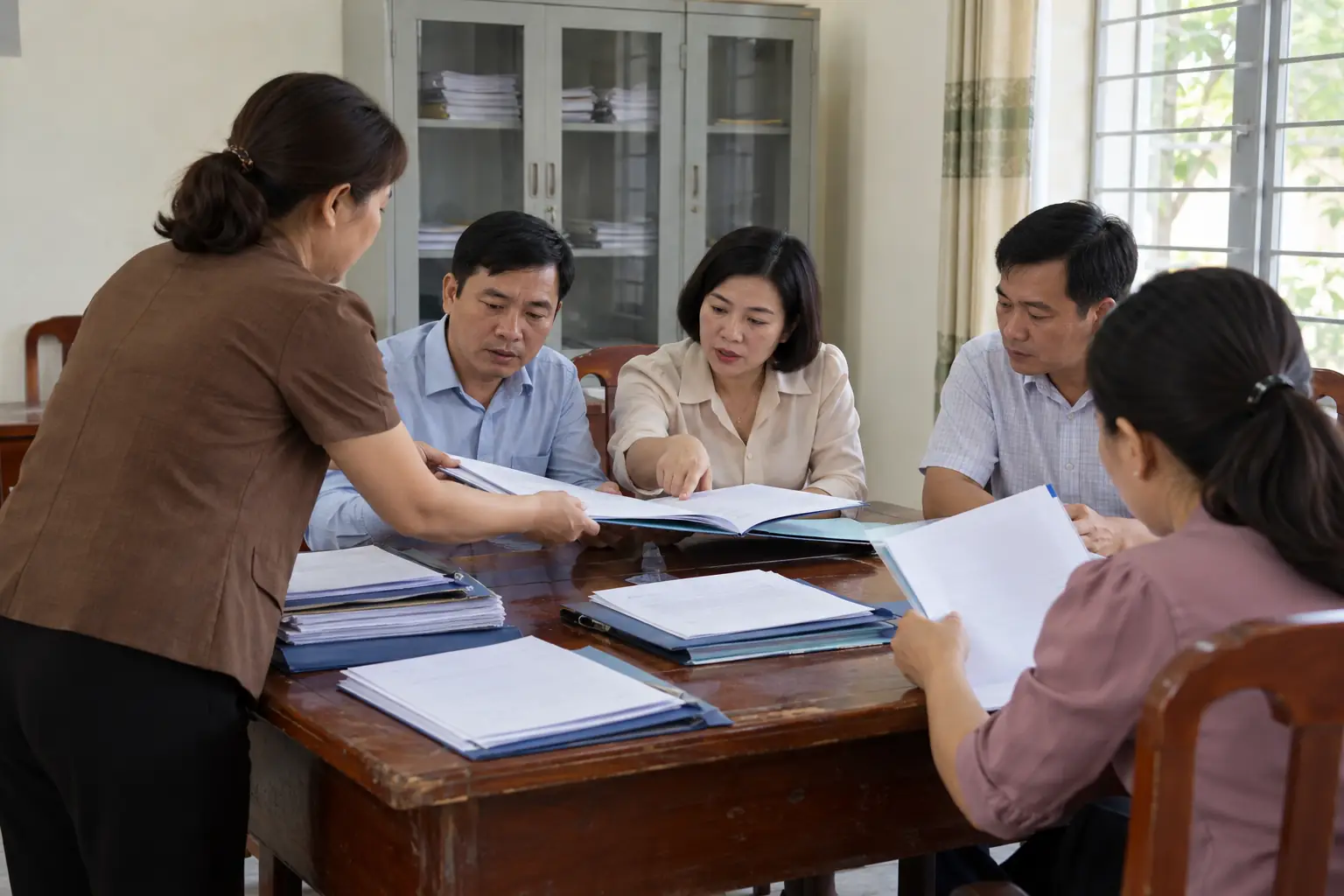 Gia Lai yêu cầu làm rõ bố trí hiệu trưởng sau sáp nhập